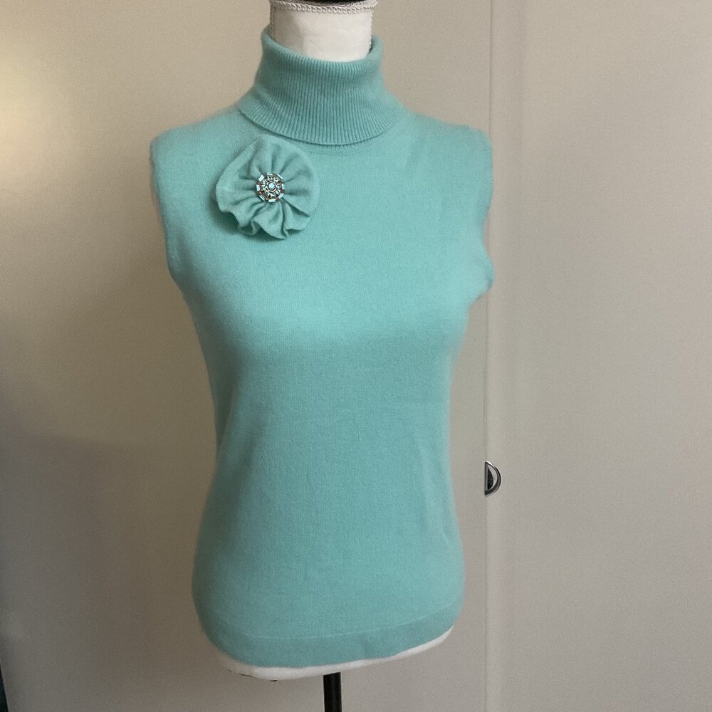 Dana Bachman Women Cashmere Top - never worn